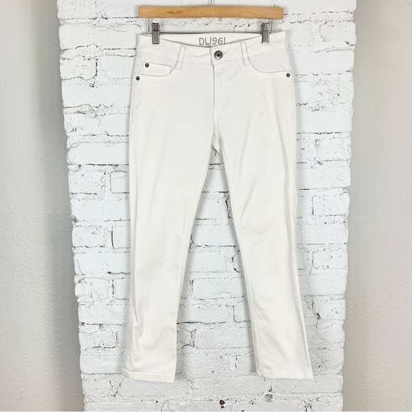 DL1961 White Cream Denim 360 Comfort Straight Leg Jeans 27 - Picture 1 of 9